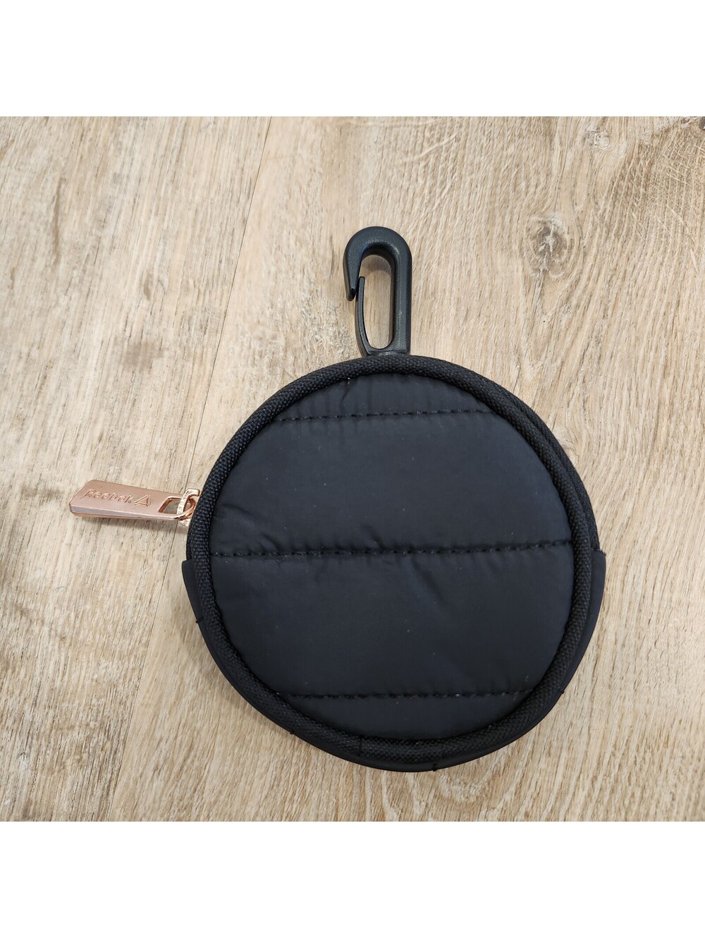 Reebok Luna Coin Pouch Black Quilted With Rose Gold Details Clip On NWOT